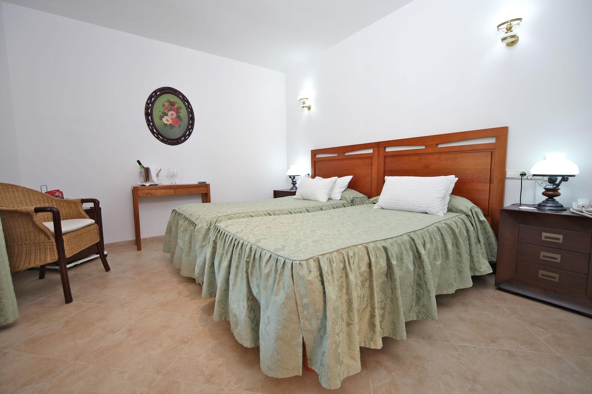 Agroturismo Son Galceran (Adults Only) Еспорлес Екстериор снимка